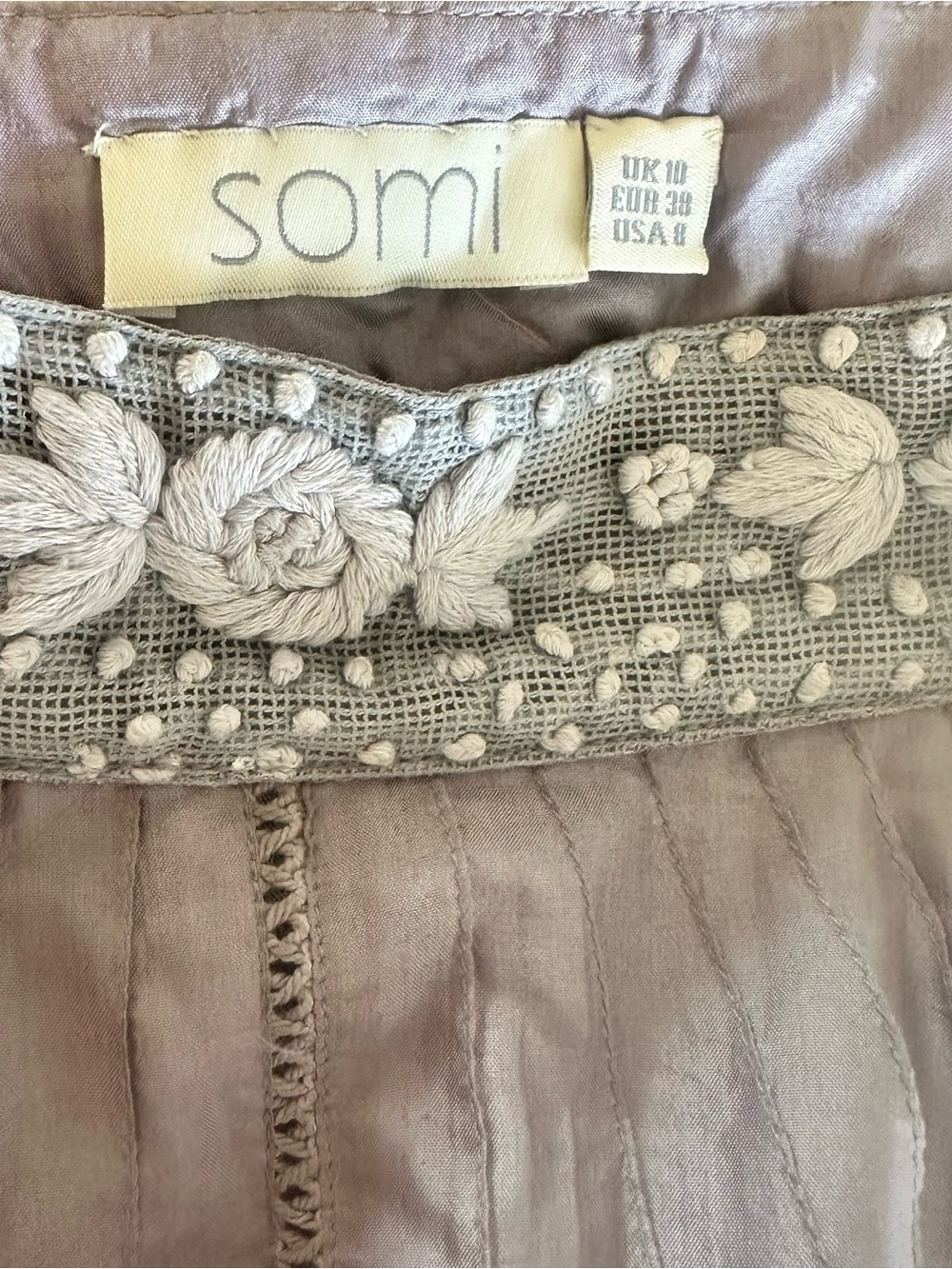 Romantic Lavender High-Low Boho Skirt with Lace Trim by Somi - Picture 5 of 6